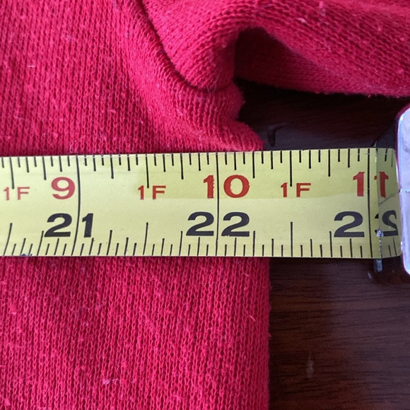 Delta Red Sweatshirt with White Snowflakes Good Condition Womens Large - Picture 8 of 10